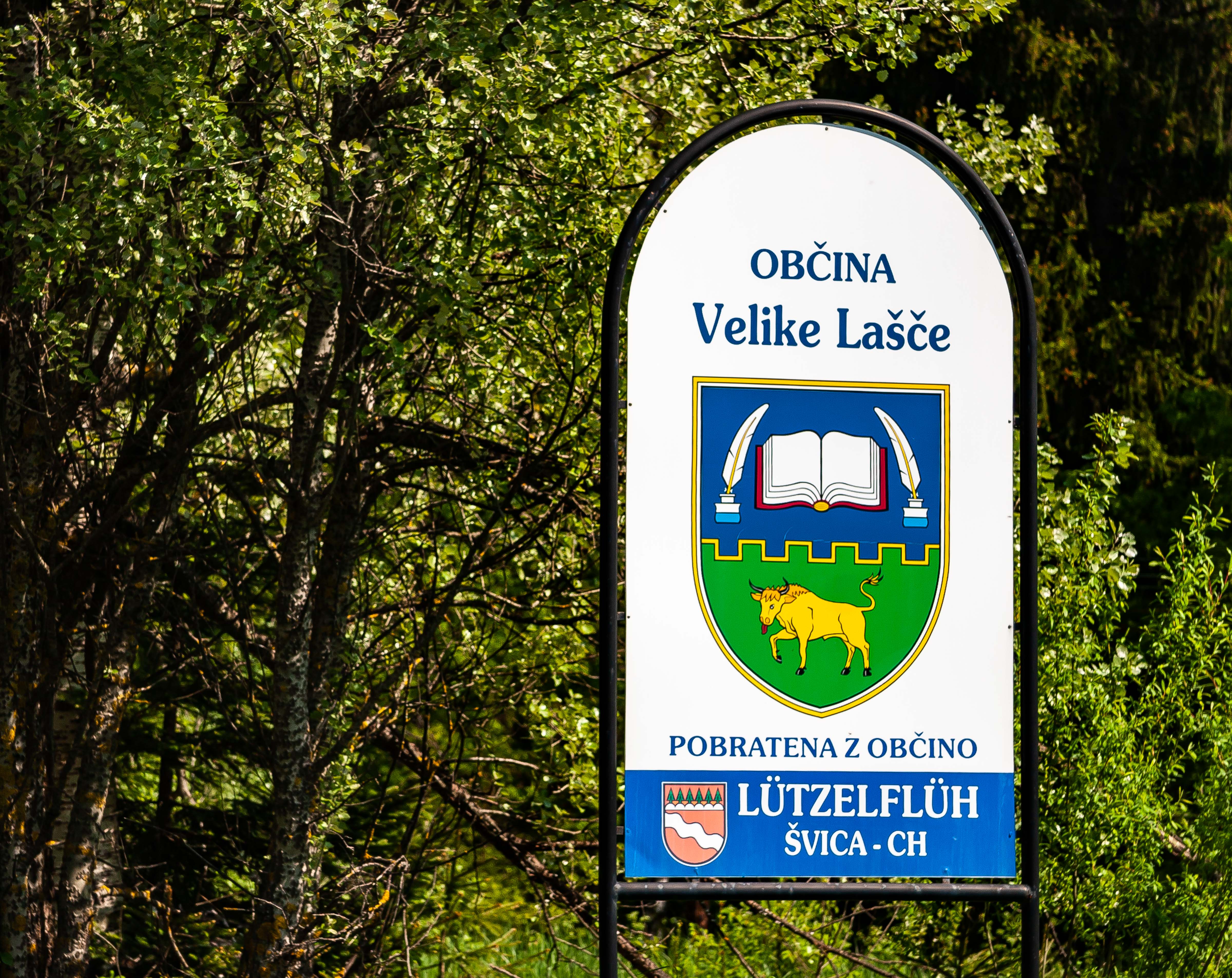 Slovenia, Velike Lasce Prov, Velike Lasce Sign, 2006, IMG 7190